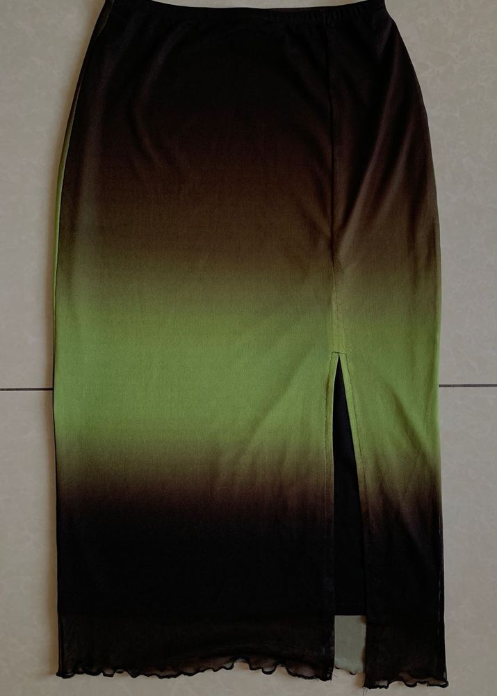 Gradient Black &amp; Green Maxi Skirt