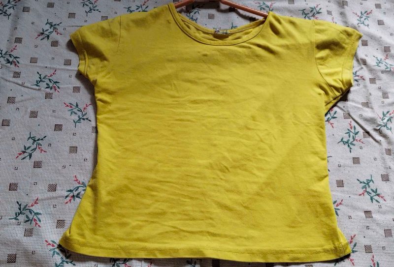 Classic Yellow crop fit T-Shirt