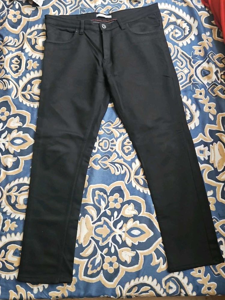 Black Octave Jeans