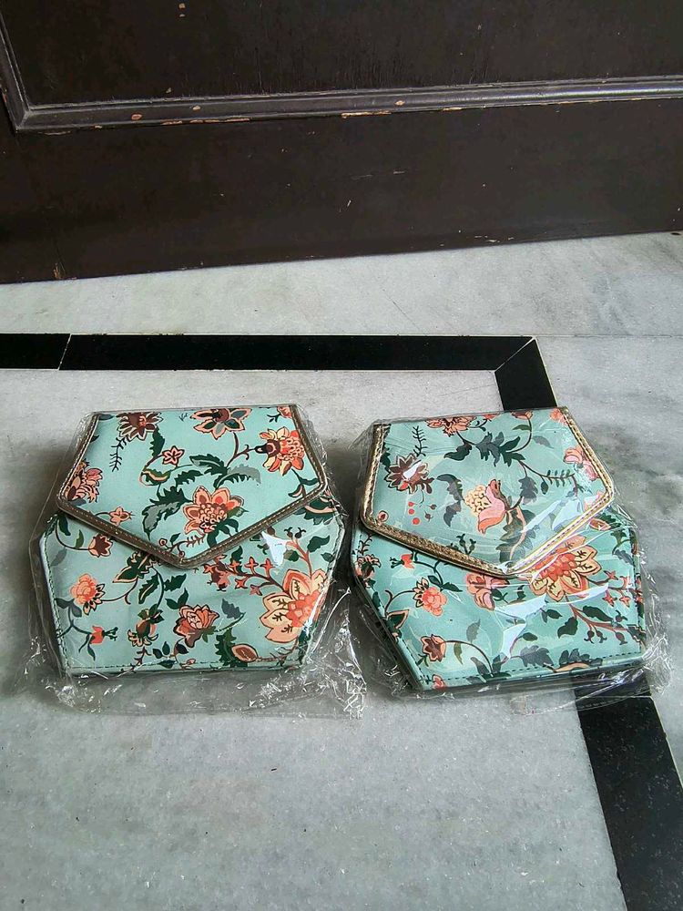 Set of 2 Floral Clutches