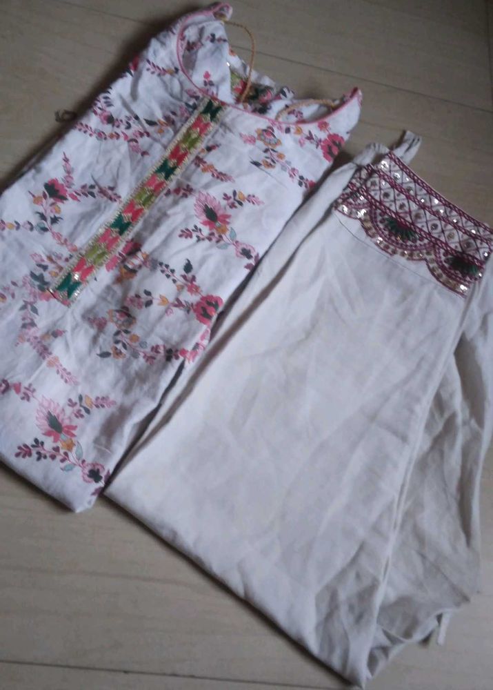 Floral Print Kurta and Pants Set