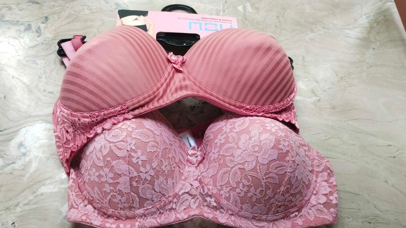 Full Coverage Padded Bra.