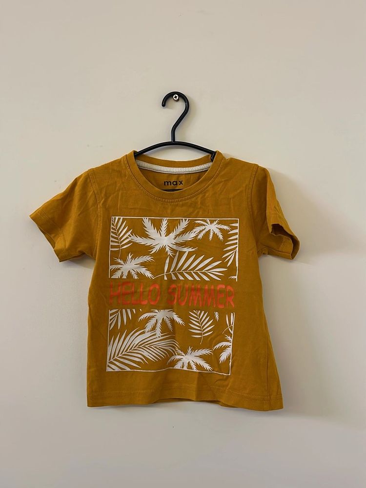 MAX Hello Summer Graphic Tee
