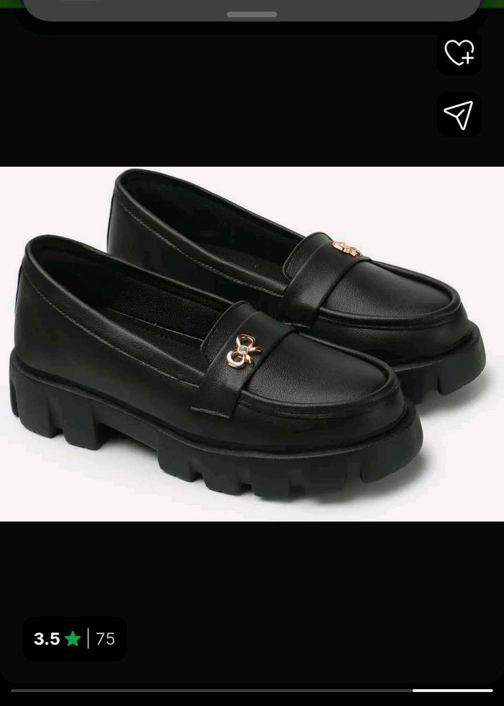 Chic Black Loafers