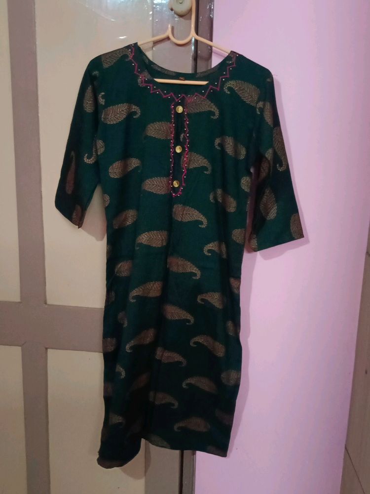 Green Paisley Print Kurti