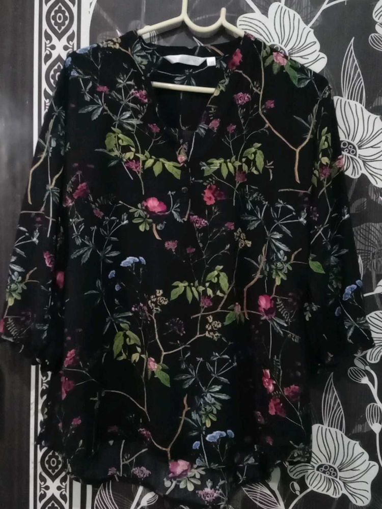 Floral Print Blouse - Effortless Style