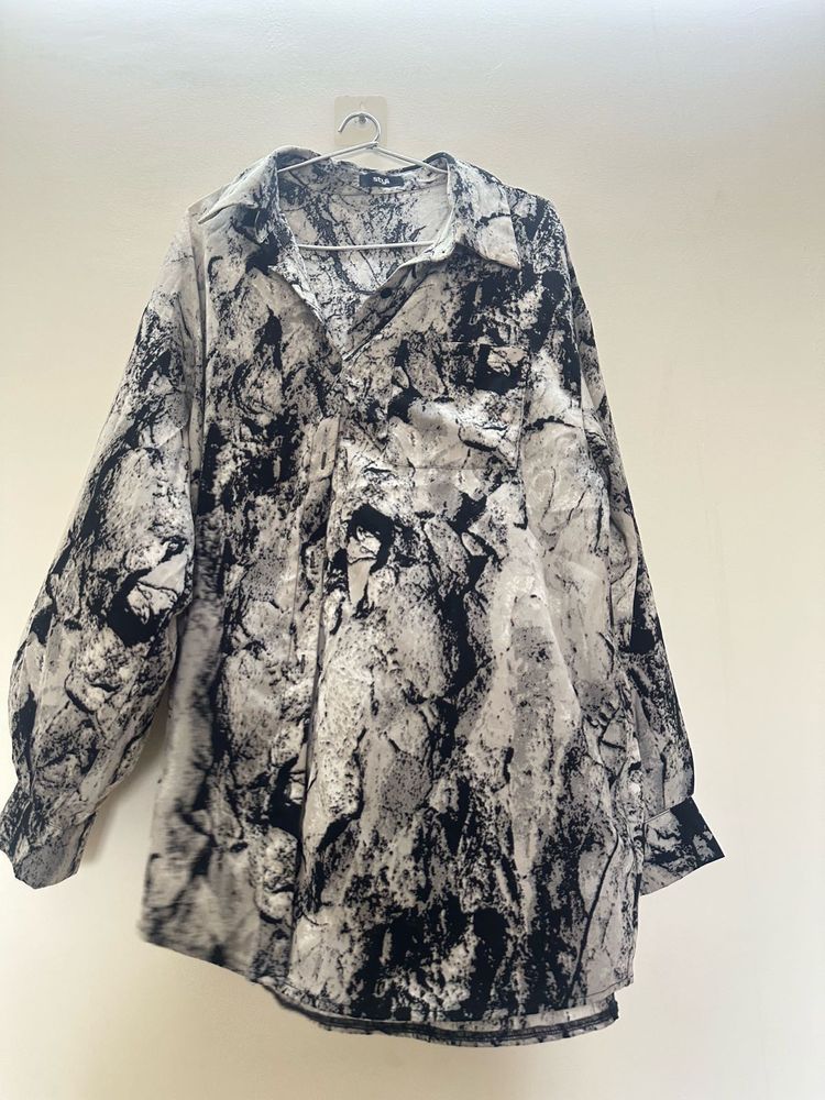 Abstract Print Long Sleeve Shirt