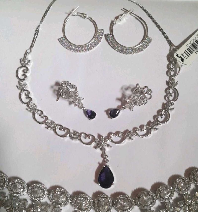 Elegant Silver Necklace &amp; Earring
