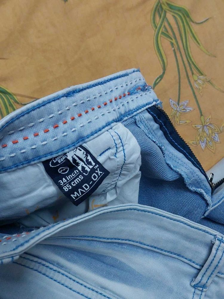 MAD-OX Light Wash Jeans