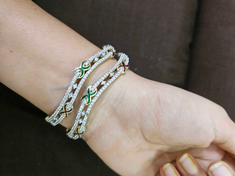 Elegant Bangle Set