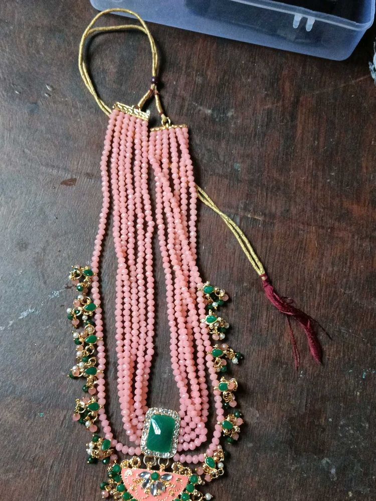 Elegant Pink Beaded Necklace Set