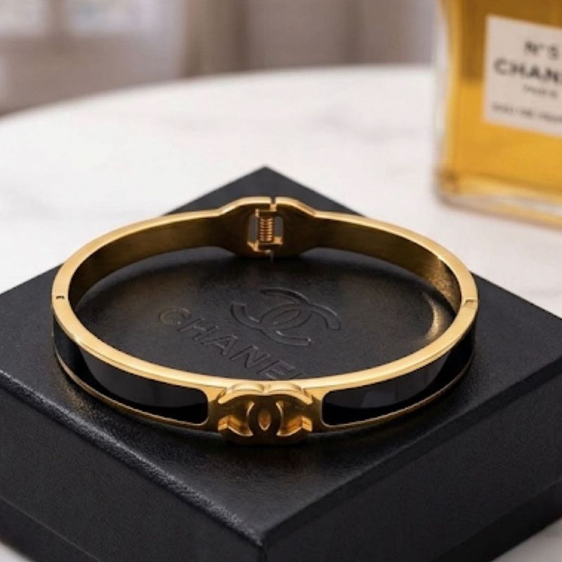 Elegant Gold &amp; Black Bangle Bracelet