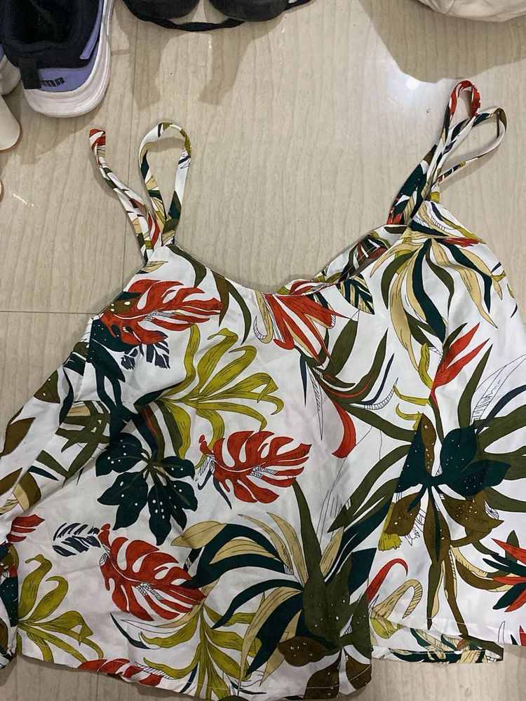 Floral Print Sleeveless Top summer