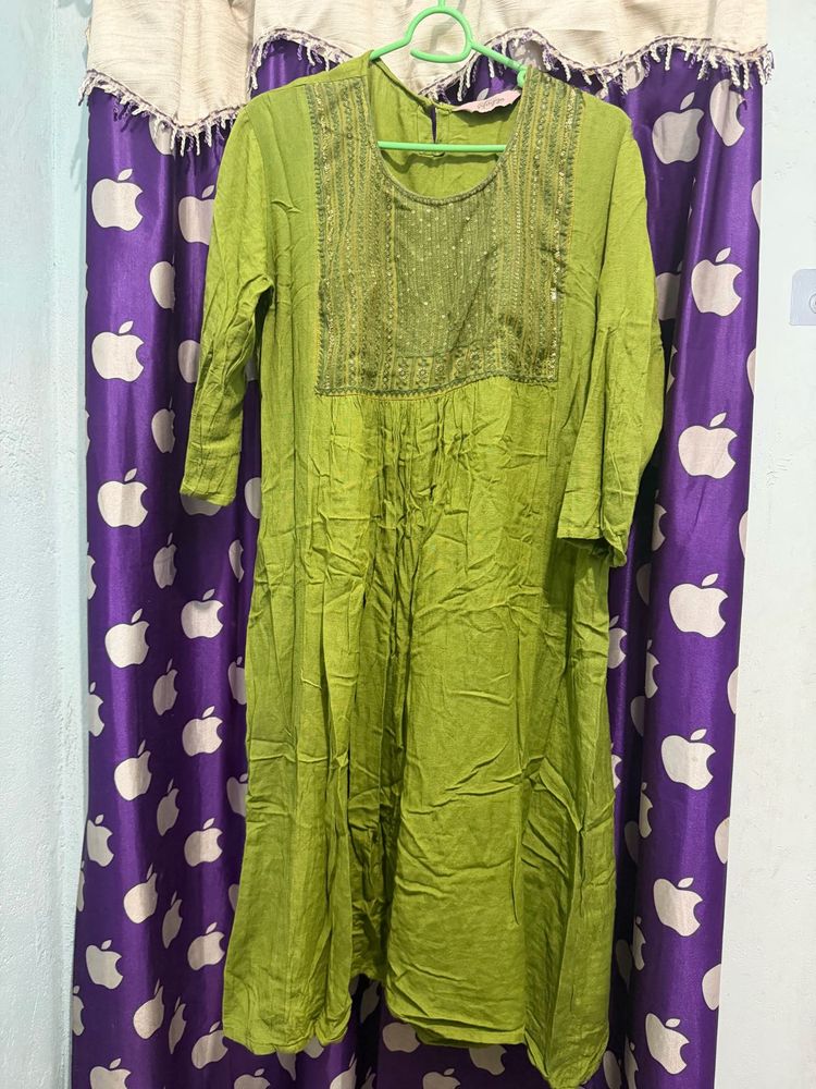 Beautiful Green Kurta with Embellishments