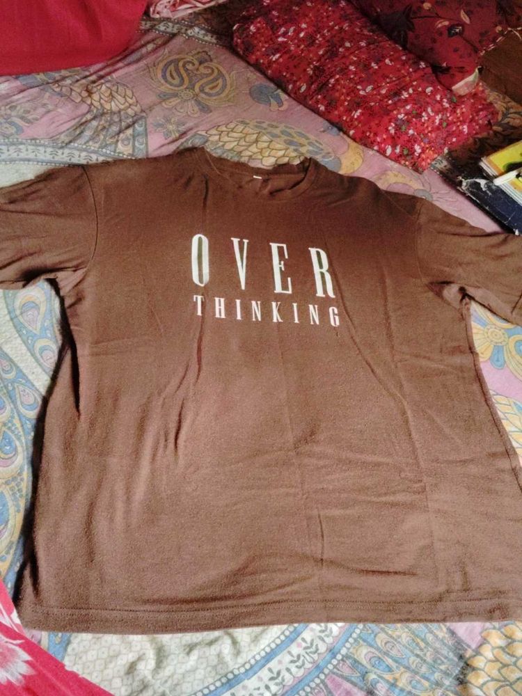 236. Brown oversized tshirt