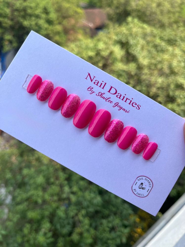 Pink Press-On Nails