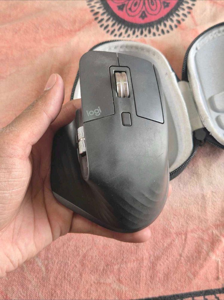 Logitech MX Master 3S – Premium Wireless Mouse