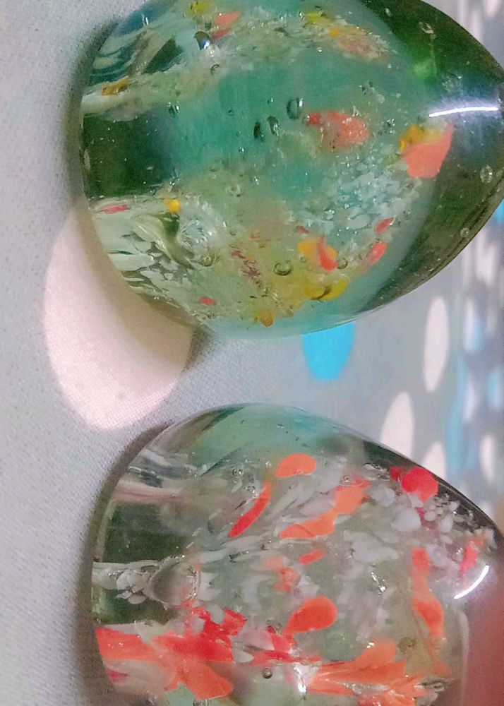 Kebica Glass Oval Paper Weight