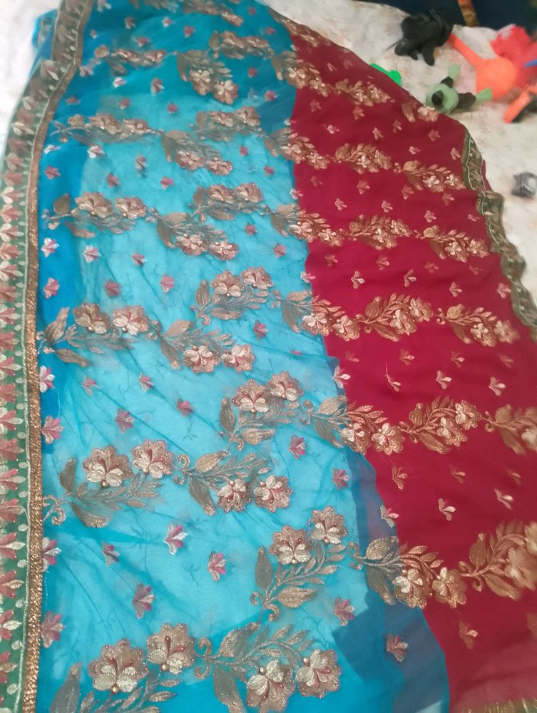 Red And Cyan Dubbul Shed New Saree With