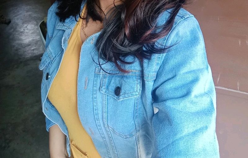 Blue Denim Jacket 🧥