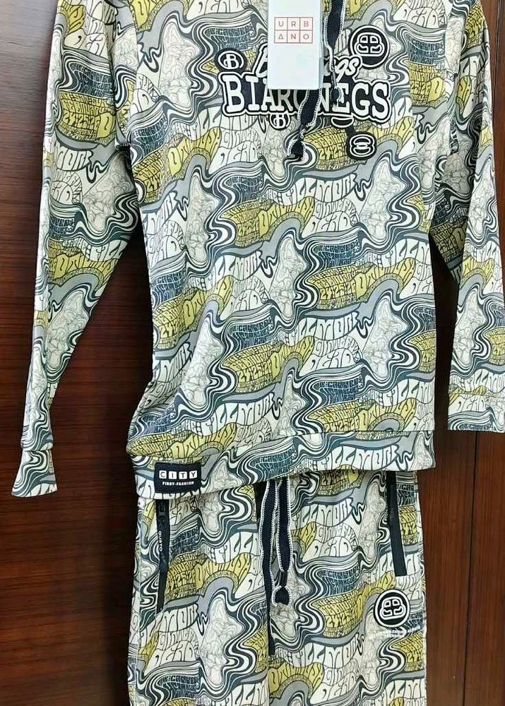 Unique Graphic Print co odd Set