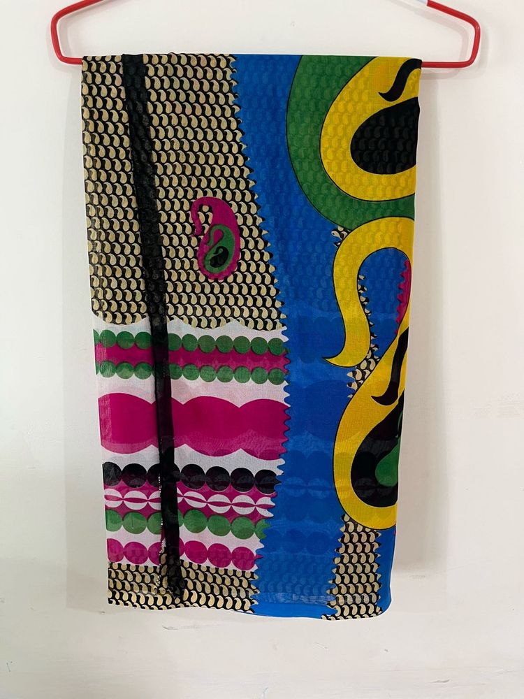 Vibrant Abstract Print Saree