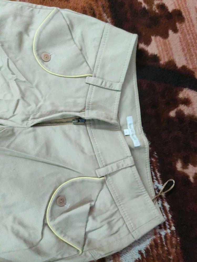 Beige Pant With Side Cut Fashion