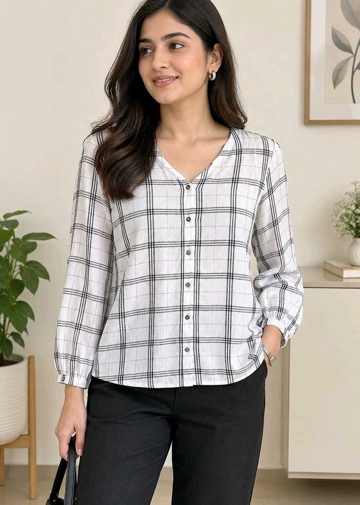 Checked Shirt with puff sleeves, S Size
