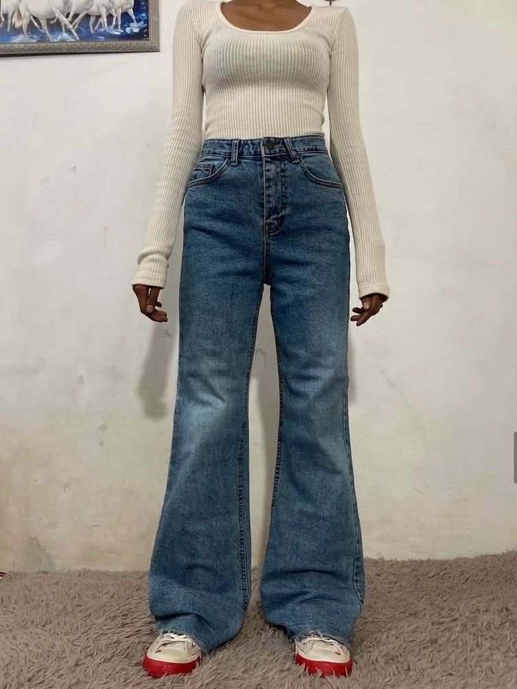 Mid-Waisted Flared Denim Jeans