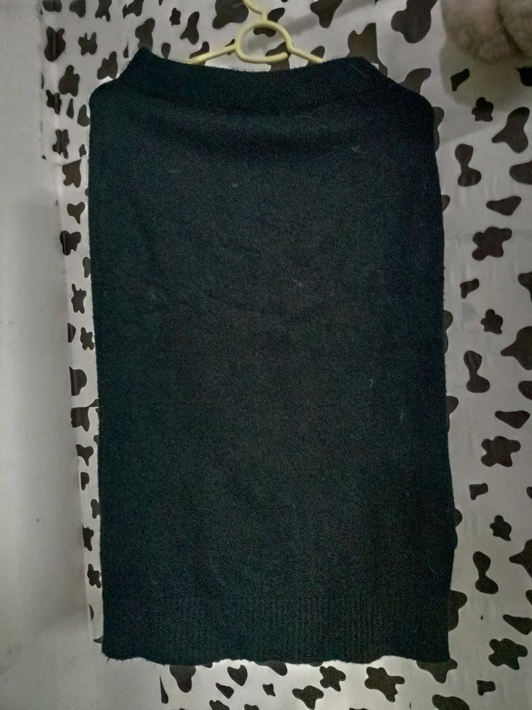 Cozy Black Knit Skirt