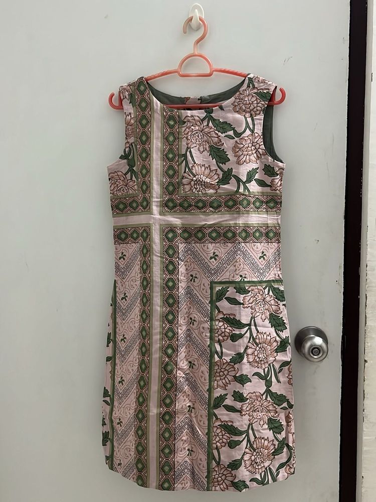 Chic Floral Print Sleeveless Dress