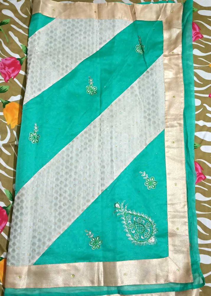 Price Drop..New Saree Without Blouse