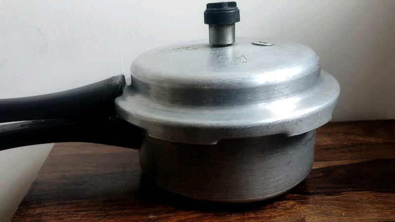 2L Prestige Aluminum Pressure Cooker