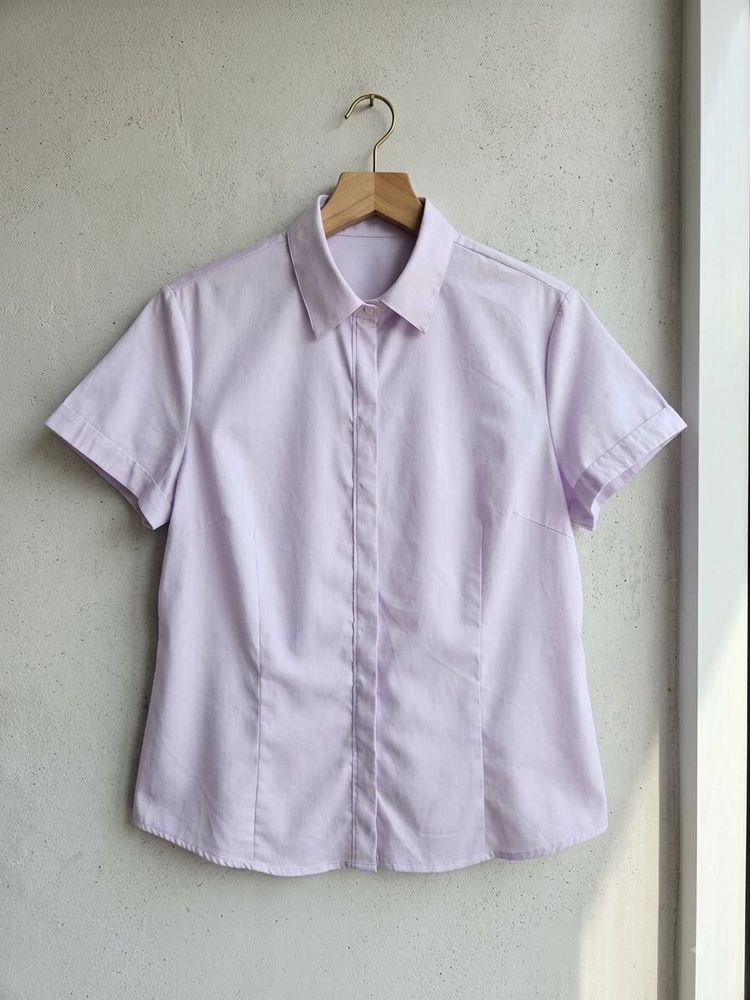 Light Purple Button-Up Short Sleeve Blouse