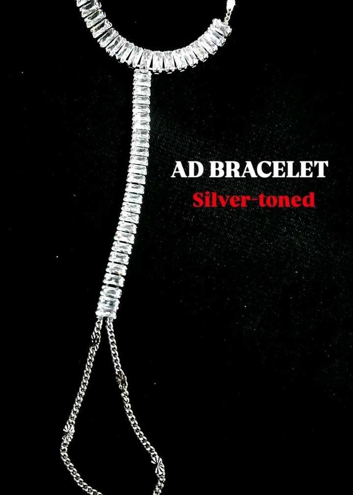 BEUTIFUL AD BRACELET (HATHPHOOL)