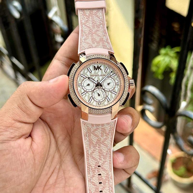 Micheal Kors Original Store Model