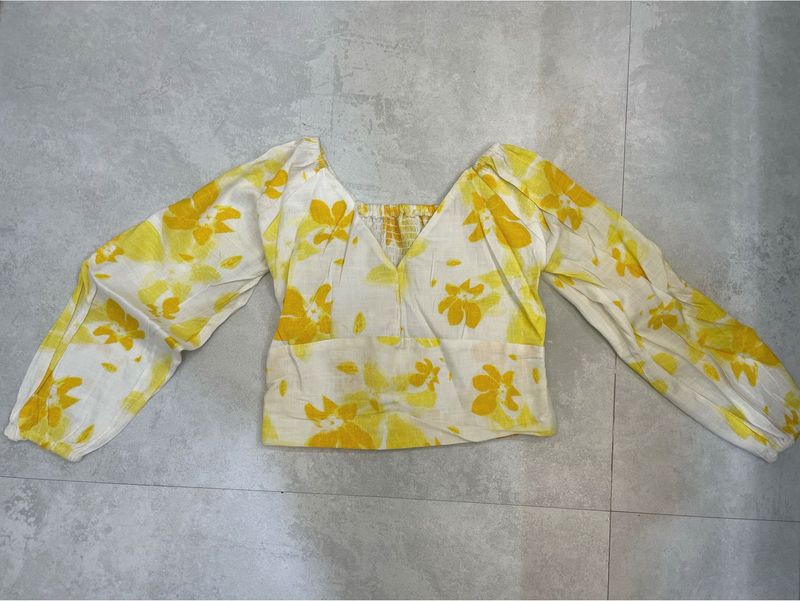 Yellow Floral Print Puff Sleeve Top S size