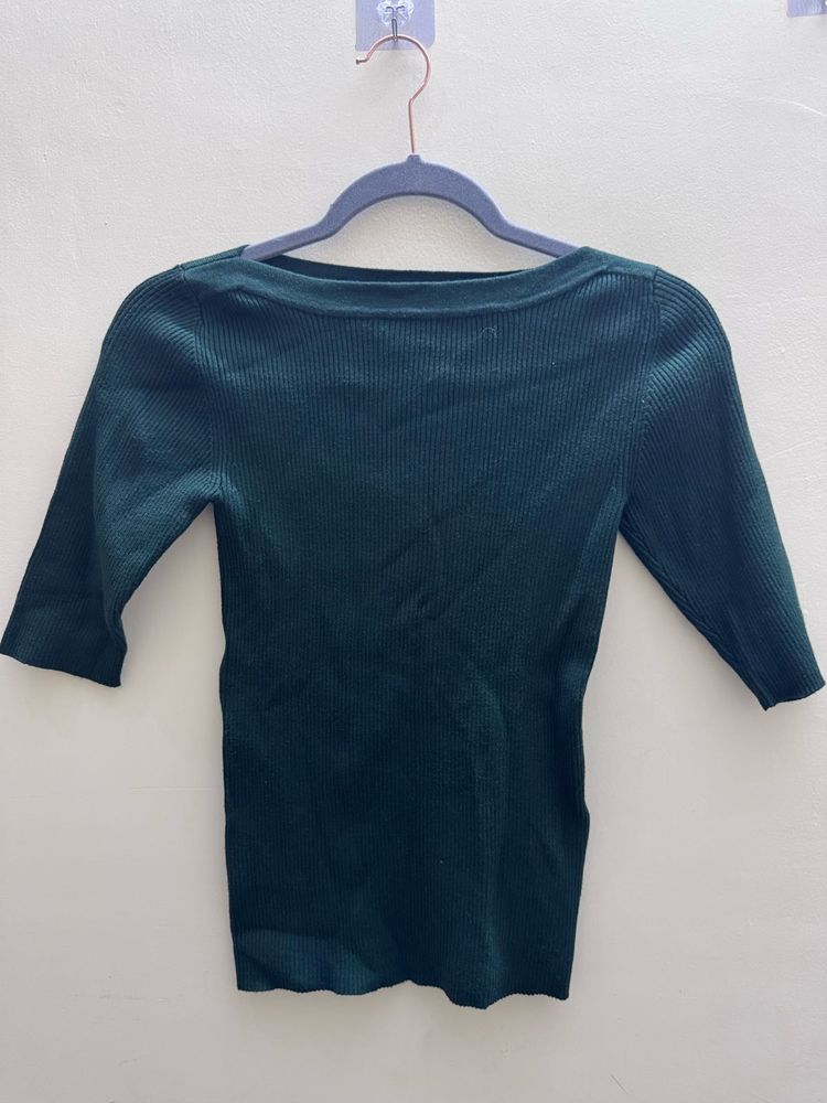 Green Ribbed sweater