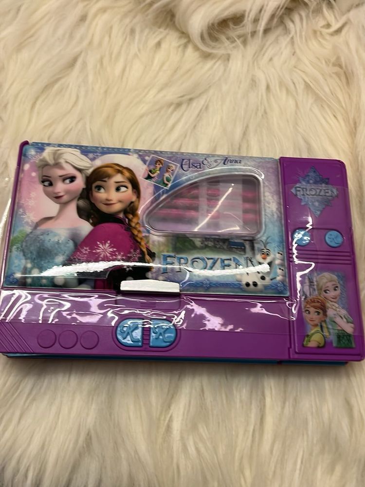 Brand New FROZEN Pencil Box