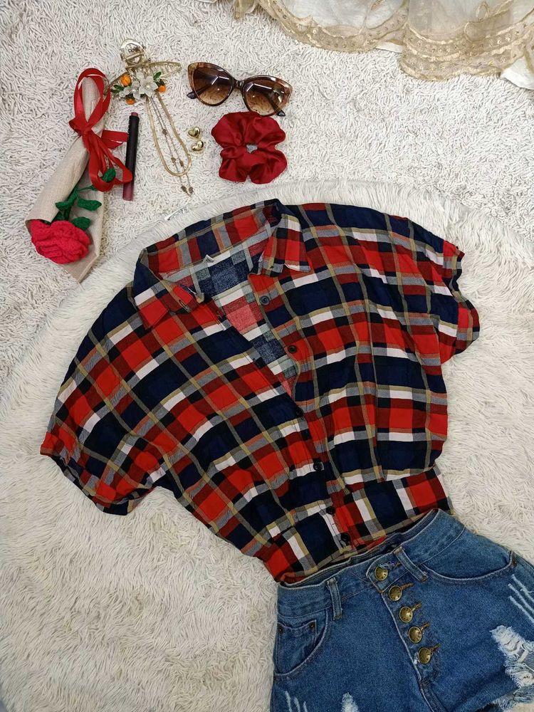 Chic Plaid Short-Sleeve Shirt