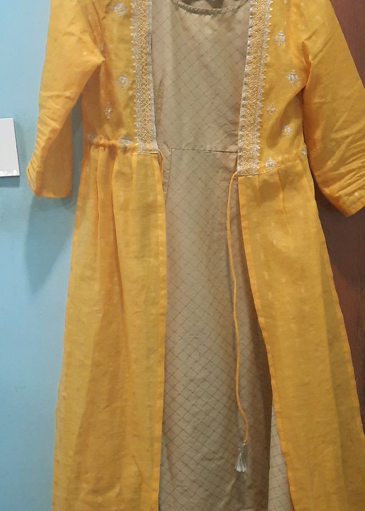 Aavasa Mix N Match Layered Kurti
