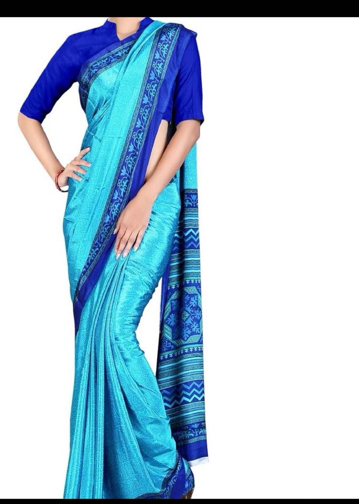 Elegant Blue Patterned Saree with blouse peice