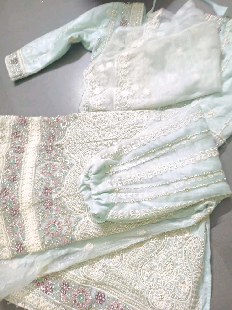 Embellished  kids Kurta Set
