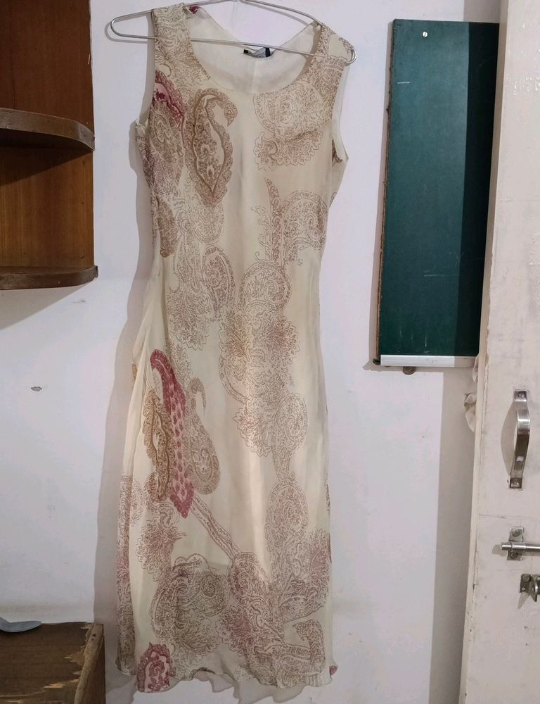Sleeveless Off White Pink  Kurti With Lining