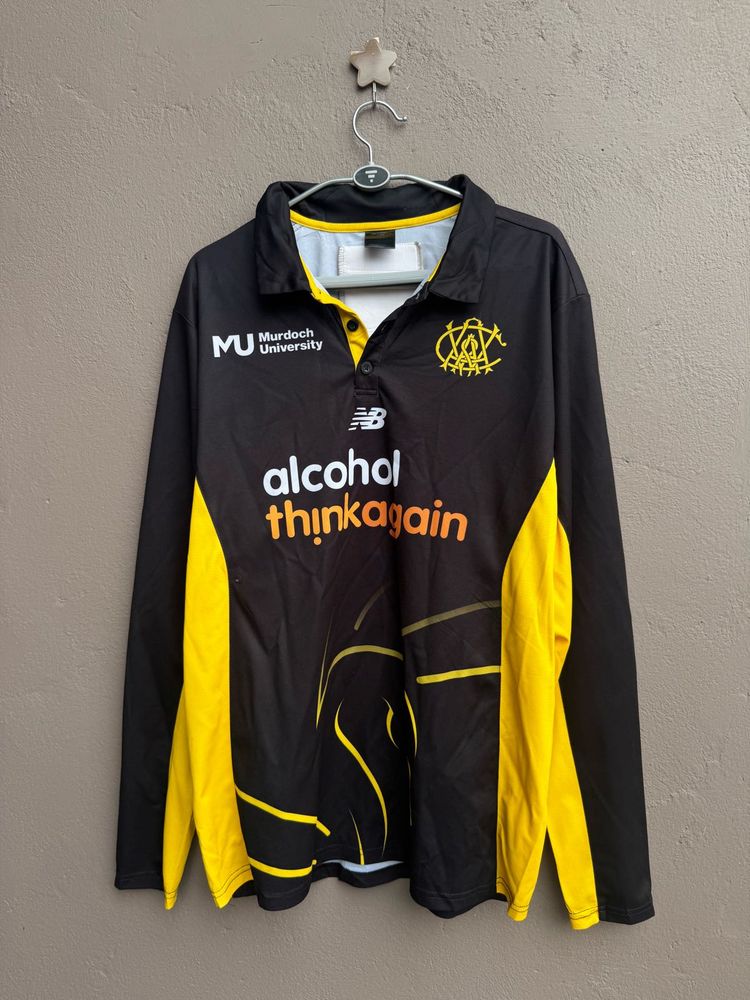 New Balance Long Sleeve Black Yellow Shirt