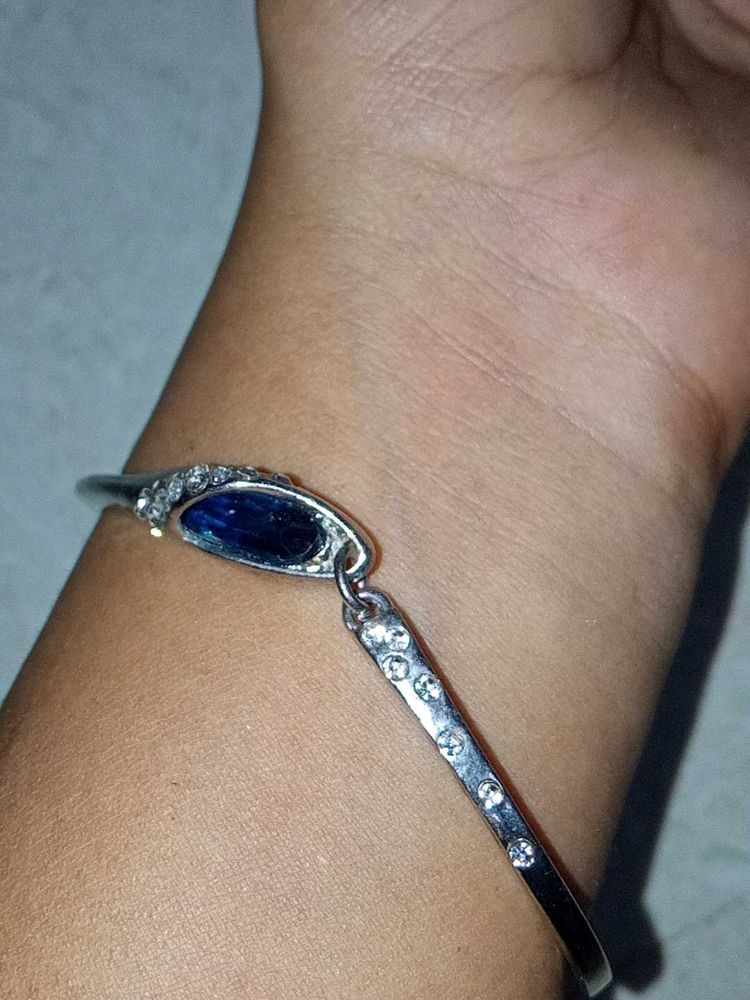 Elegant Blue Stone Bracelet And Butterfly earings