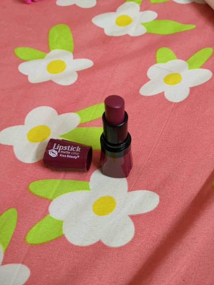 Kiss beauty Lipstick