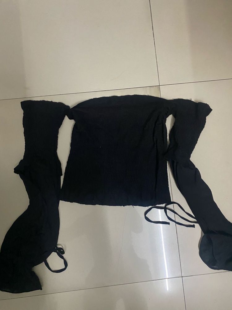 Black Off-Shoulder Flare Sleeve Top