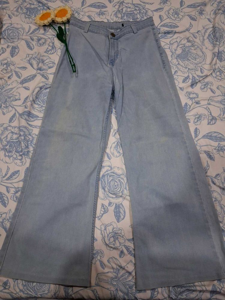 Light Wash Wide Leg Denim Jeans
