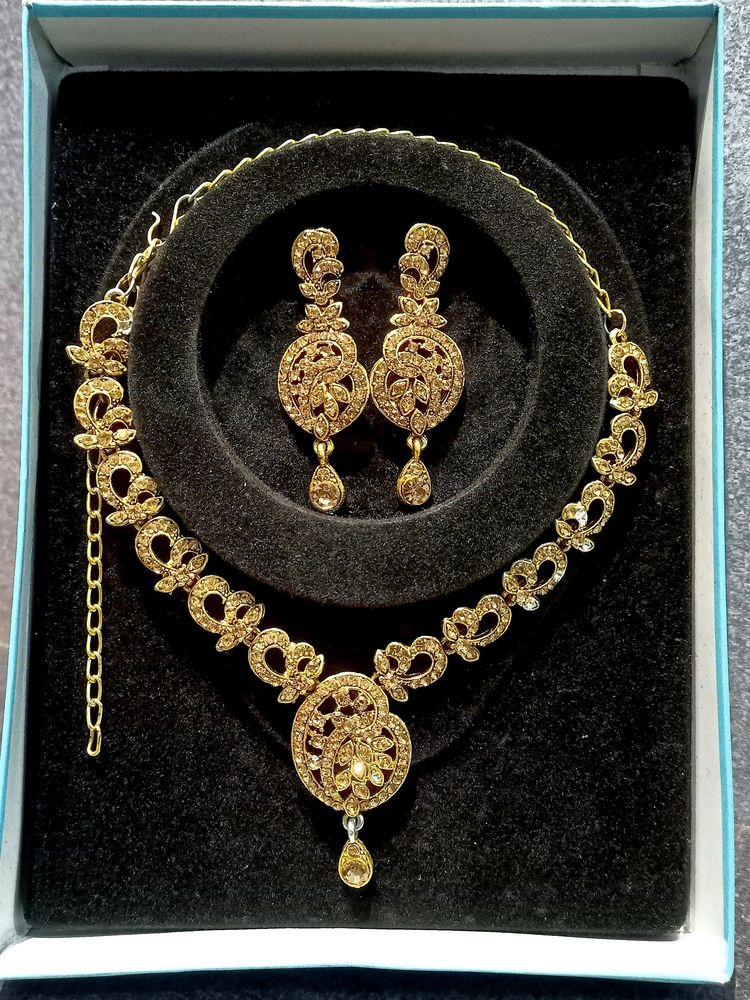 Necklace Set
